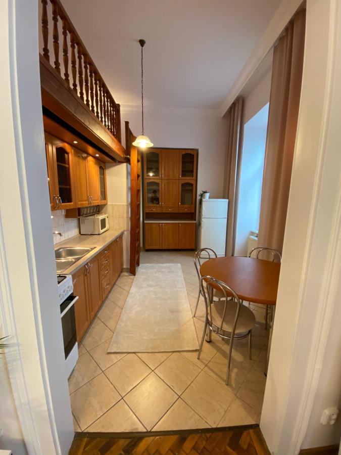 Apartment In City Center Košice Eksteriør billede